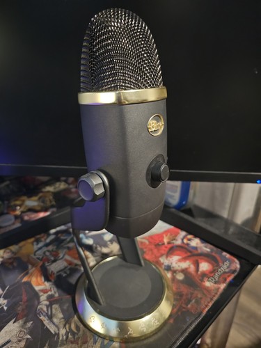 Blue yeti world - yeti, x
